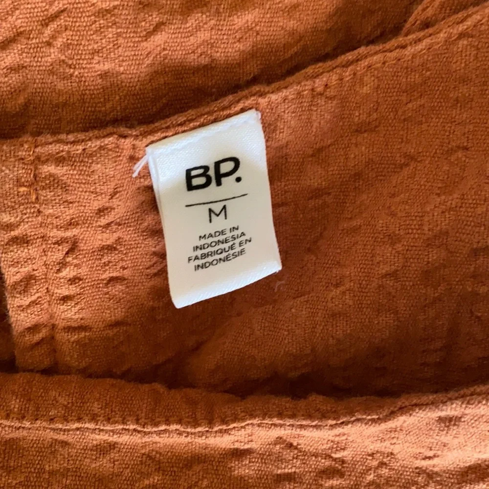 BP. Ruffle Sleeveless Top Size Medium - Picture 9 of 10